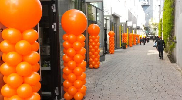 Attractiewinkel Ballonpilaren Large Winkelcentrum Koningsdag