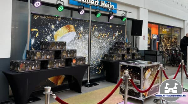Winactie - Vind de Gouden Bal - Attractiewinkel.nl
