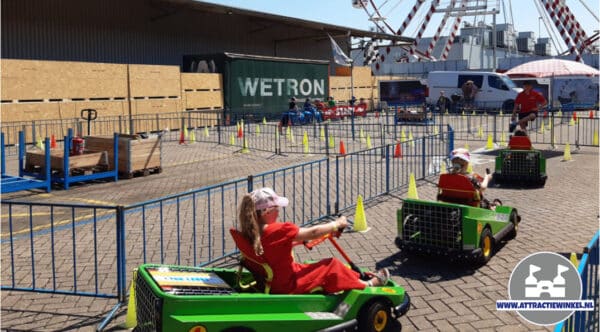 Mobiele Kartbaan Verhuur voor een bedrijfsevenement in de Automotive Branche - Goedkope Kartjes Huren Brabant - Attractiewinkel.nl